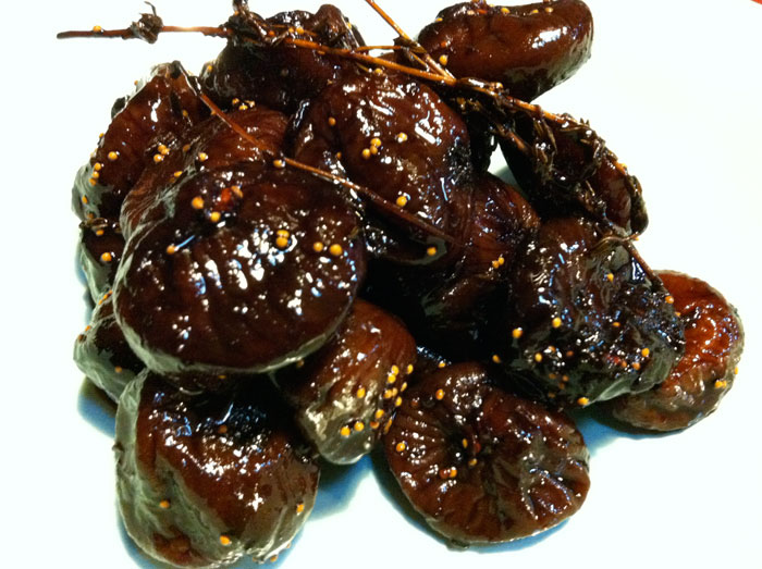figs in red&nbsp;wine