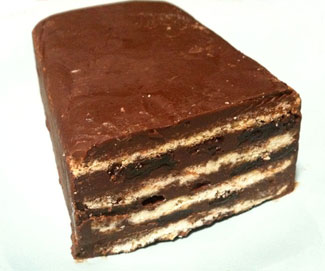 chocolate-whiskey-raisin-hedgehog-slice