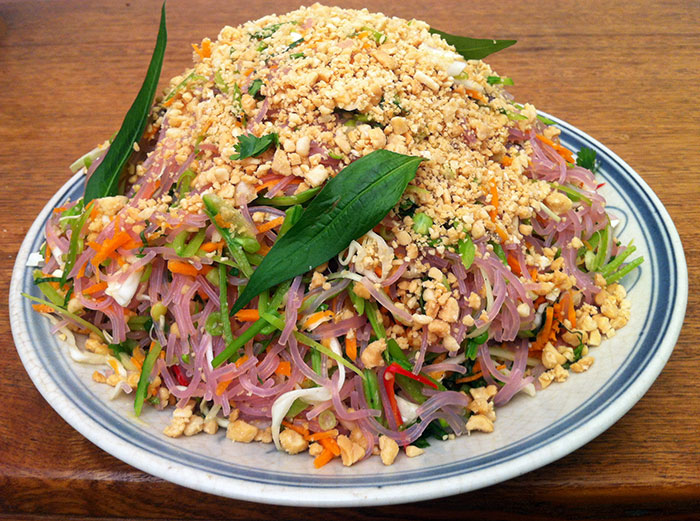 purple sweet potato noodle&nbsp;salad