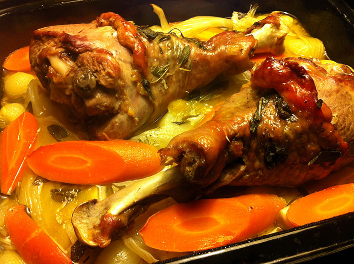 slow roasted turkey&nbsp;legs