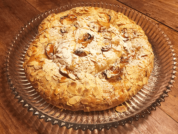 almond and apricot&nbsp;pastry