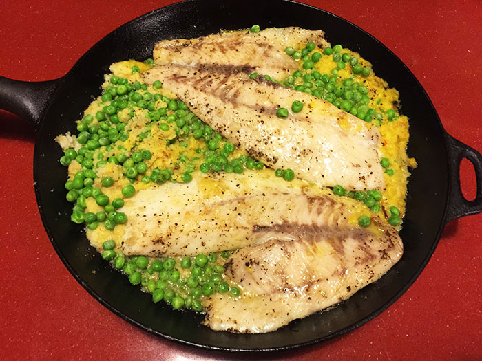 snapper with peas and&nbsp;saffron