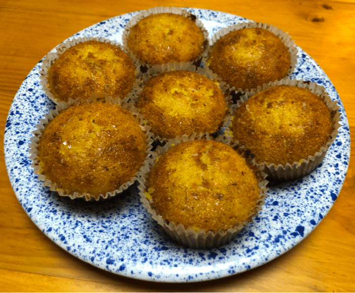 semolina lemon syrup&nbsp;cakes