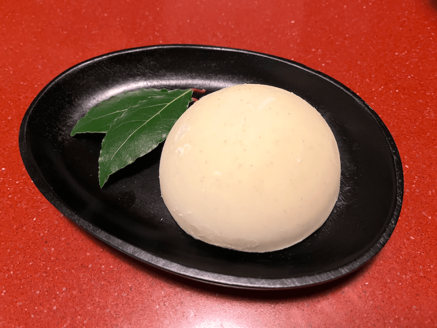 fresh bay and vanilla ice&nbsp;cream