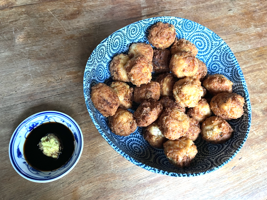 salmon tofu balls + green bean&nbsp;goma-ae